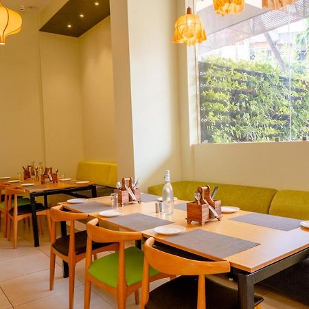 Tgi Ameya Grand Hotell Panaji Exteriör bild