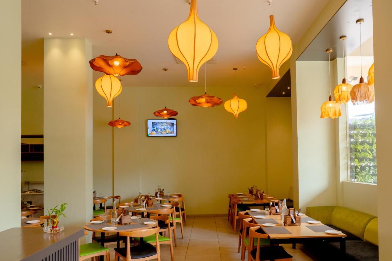 Tgi Ameya Grand Hotell Panaji Exteriör bild