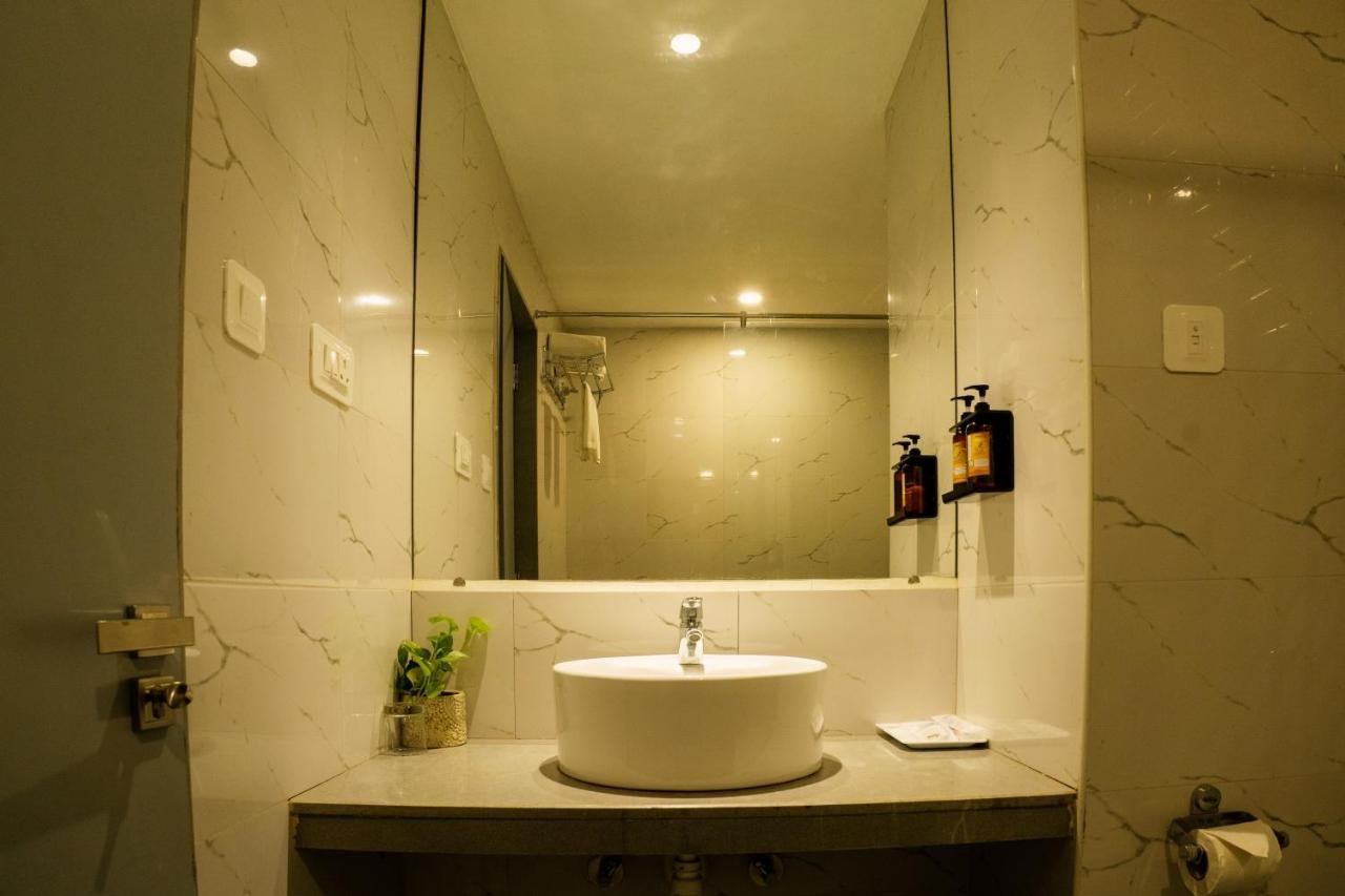 Tgi Ameya Grand Hotell Panaji Exteriör bild